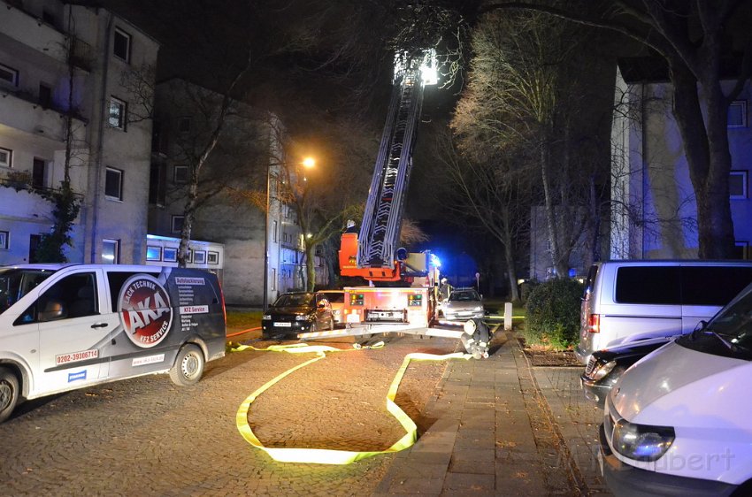 Feuer 2 Koeln Gremberg Luederichstr P68.JPG - Miklos Laubert